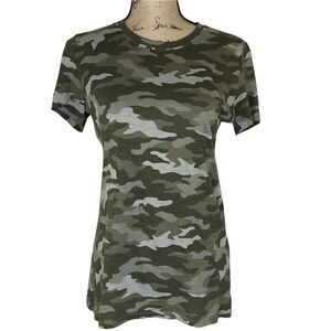Victorias Secret PINK Green Camo T Shirt Womens Size S Camouflage Top Athleisure